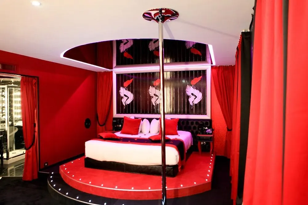 Seven Hotel Paris