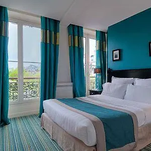 Cluny Square Otel