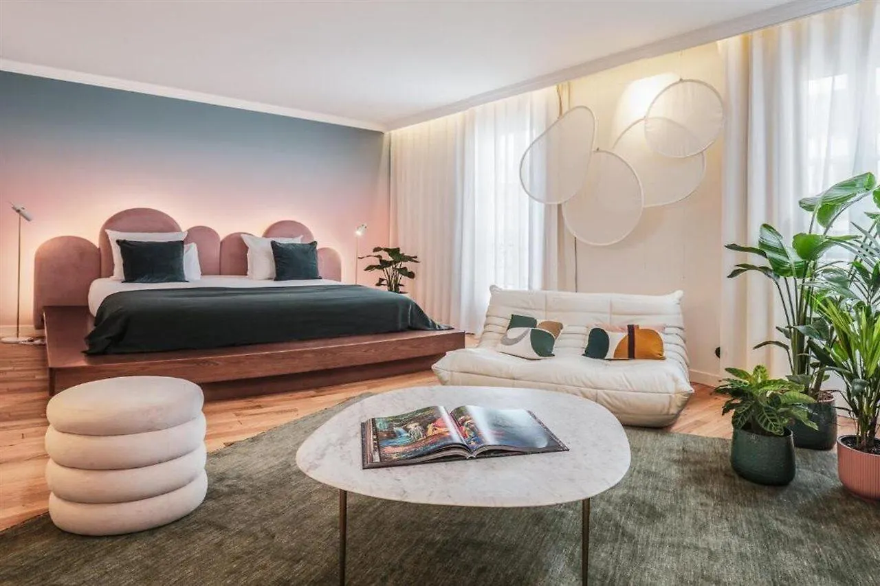 Seven Hotel Paris