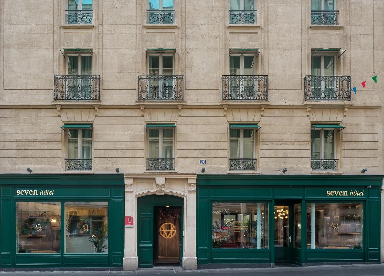 Seven Hotel Paris 4*,  Frankreich