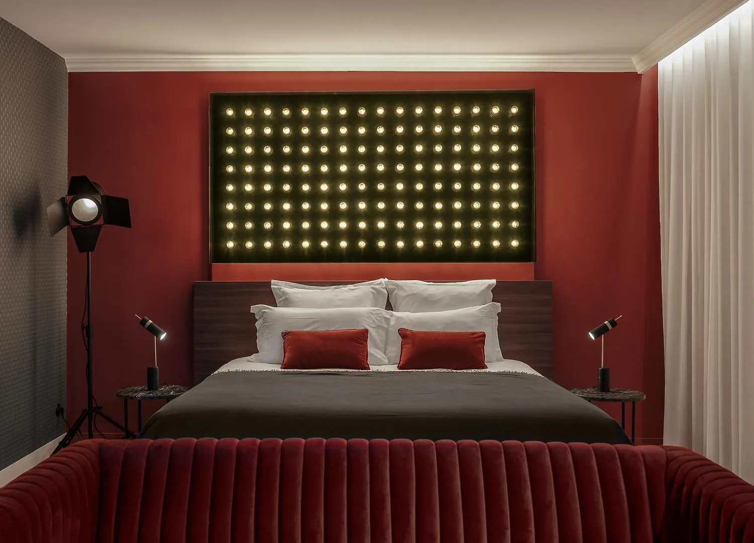 Seven Hotel Paris